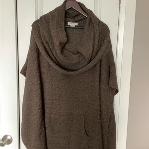 Margaret Winters shawl/poncho